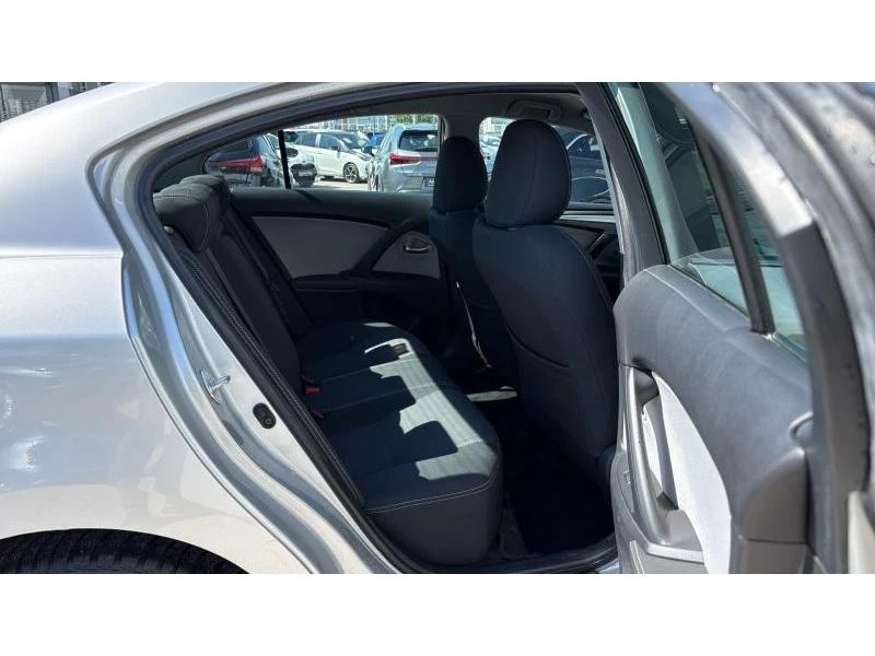 Toyota Avensis SDN 1.8P CVT EXECUTIVE, снимка 7 - Автомобили и джипове - 55146863