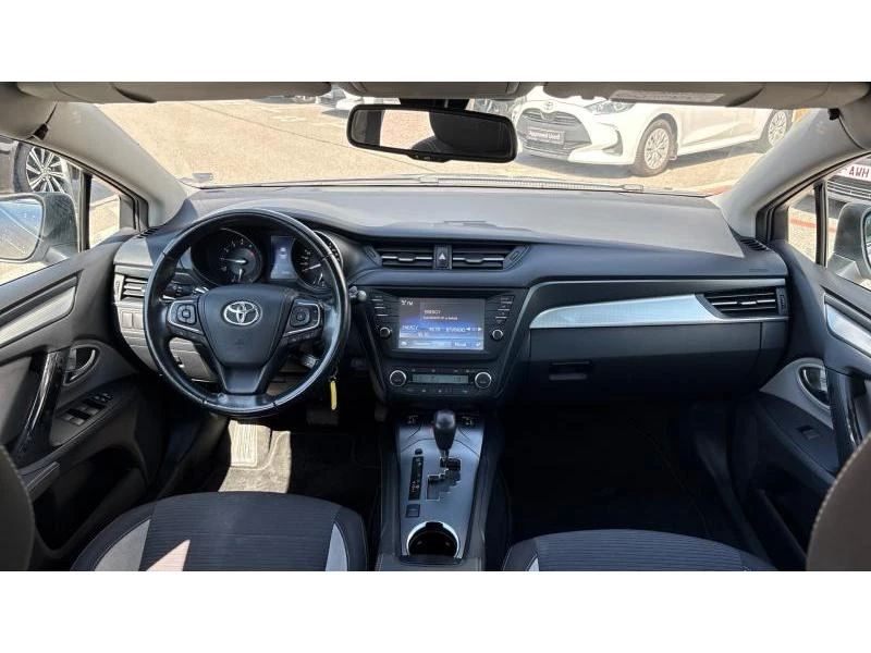 Toyota Avensis SDN 1.8P CVT EXECUTIVE, снимка 8 - Автомобили и джипове - 55146863