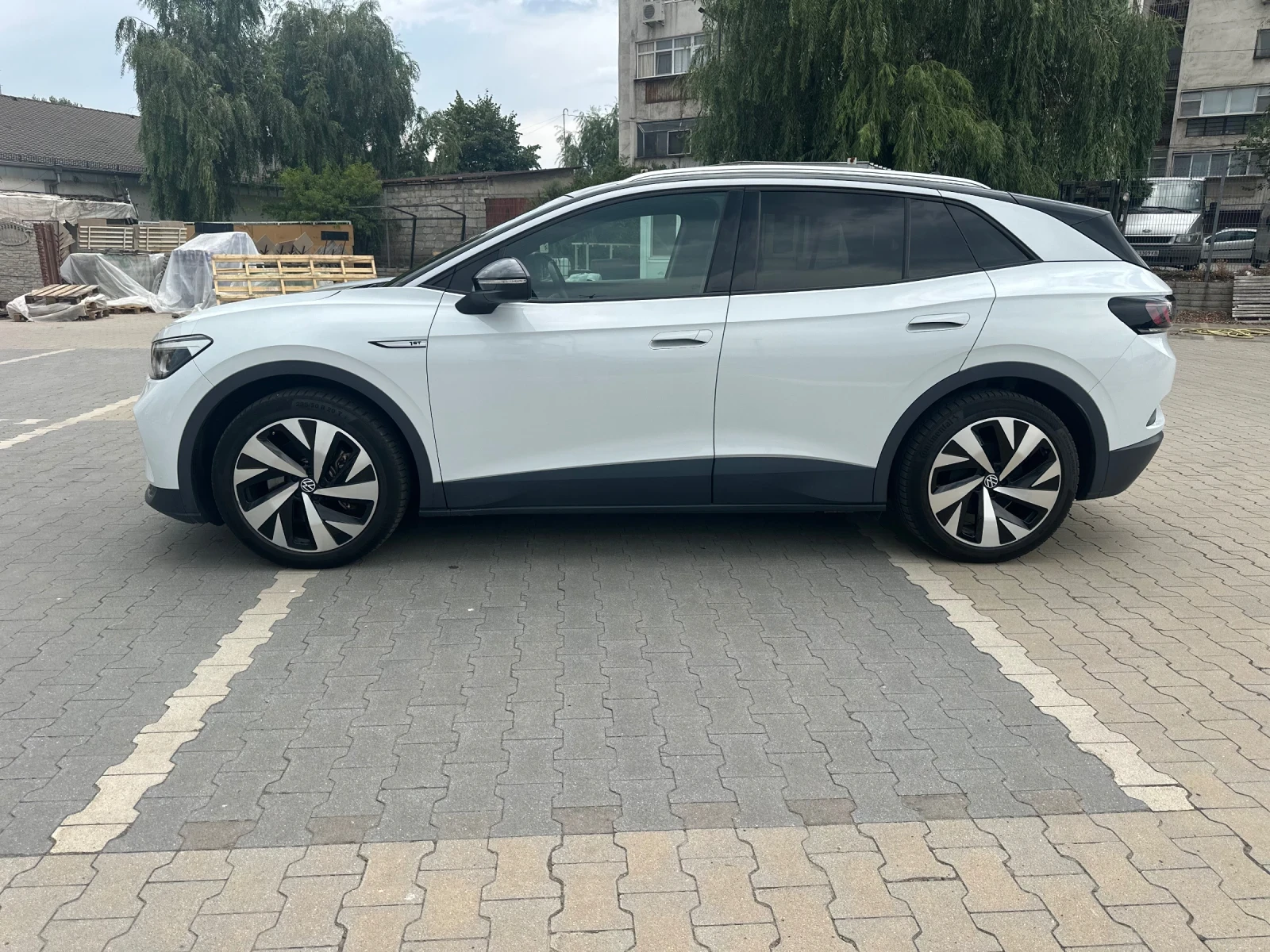 VW ID.4 82 kWh / 204 kc /1st edition  - изображение 7