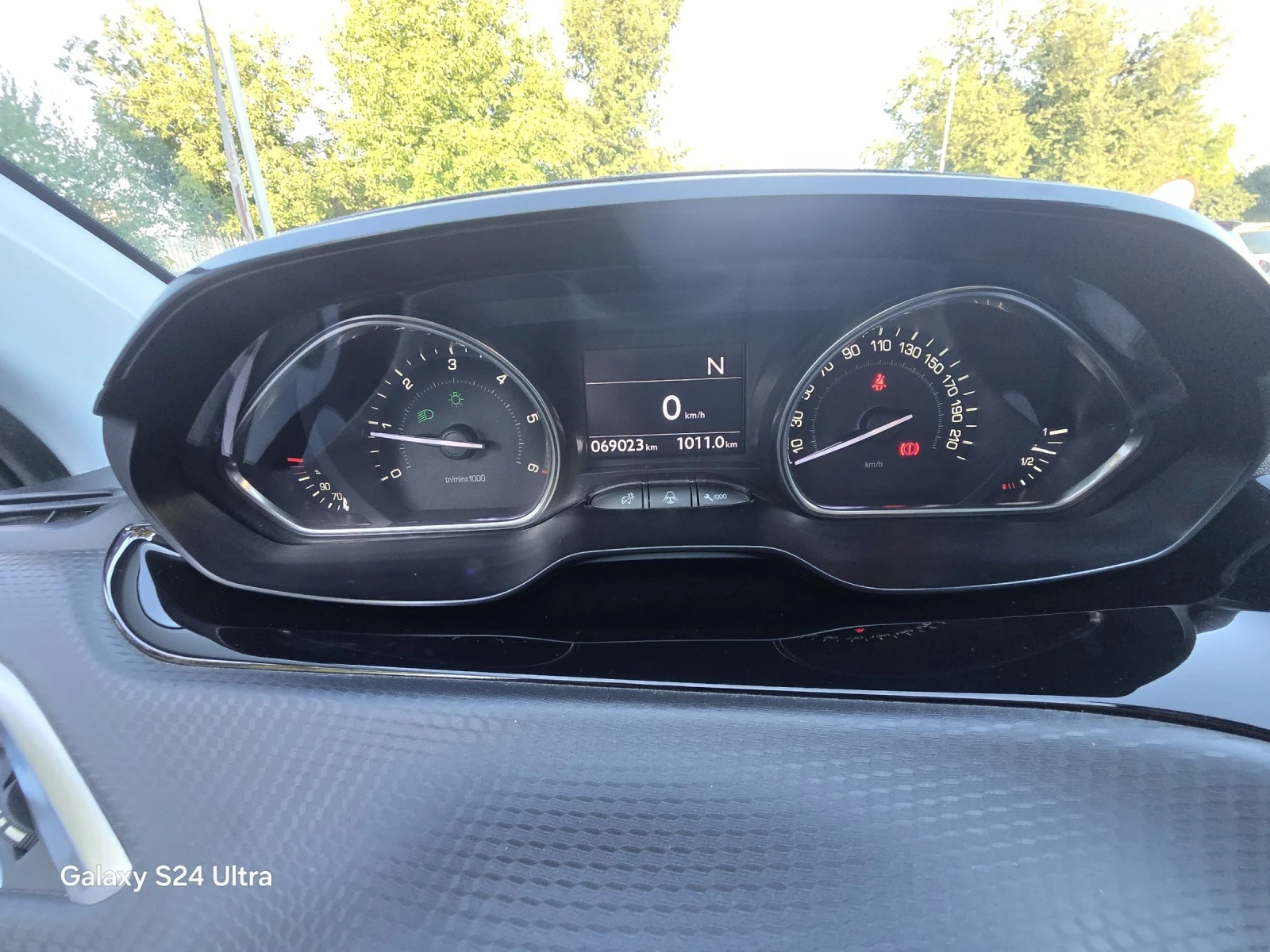 Peugeot 2008 2014  69000 | Mobile.bg   11