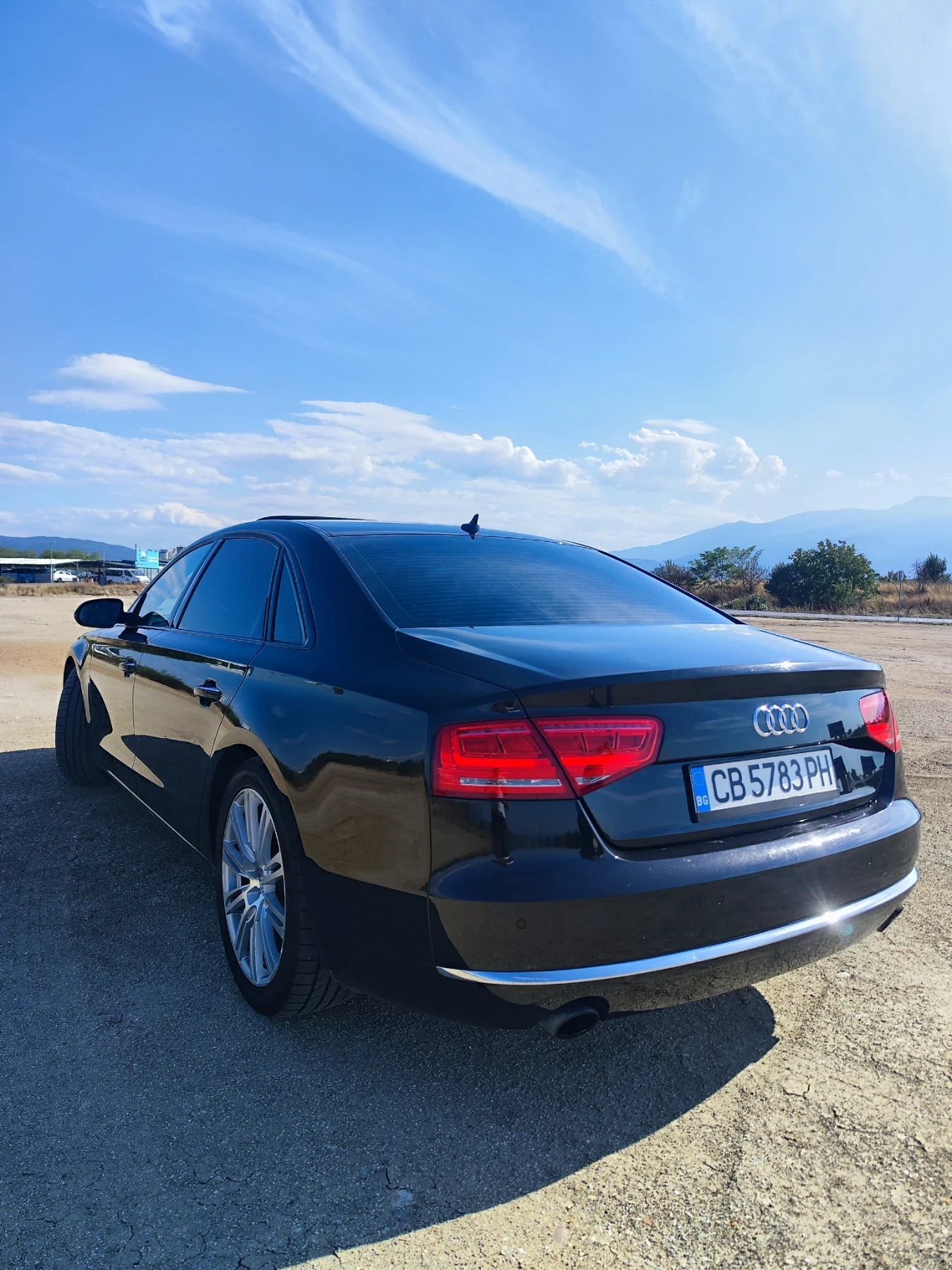 Audi A8 4.2FSI - изображение 2