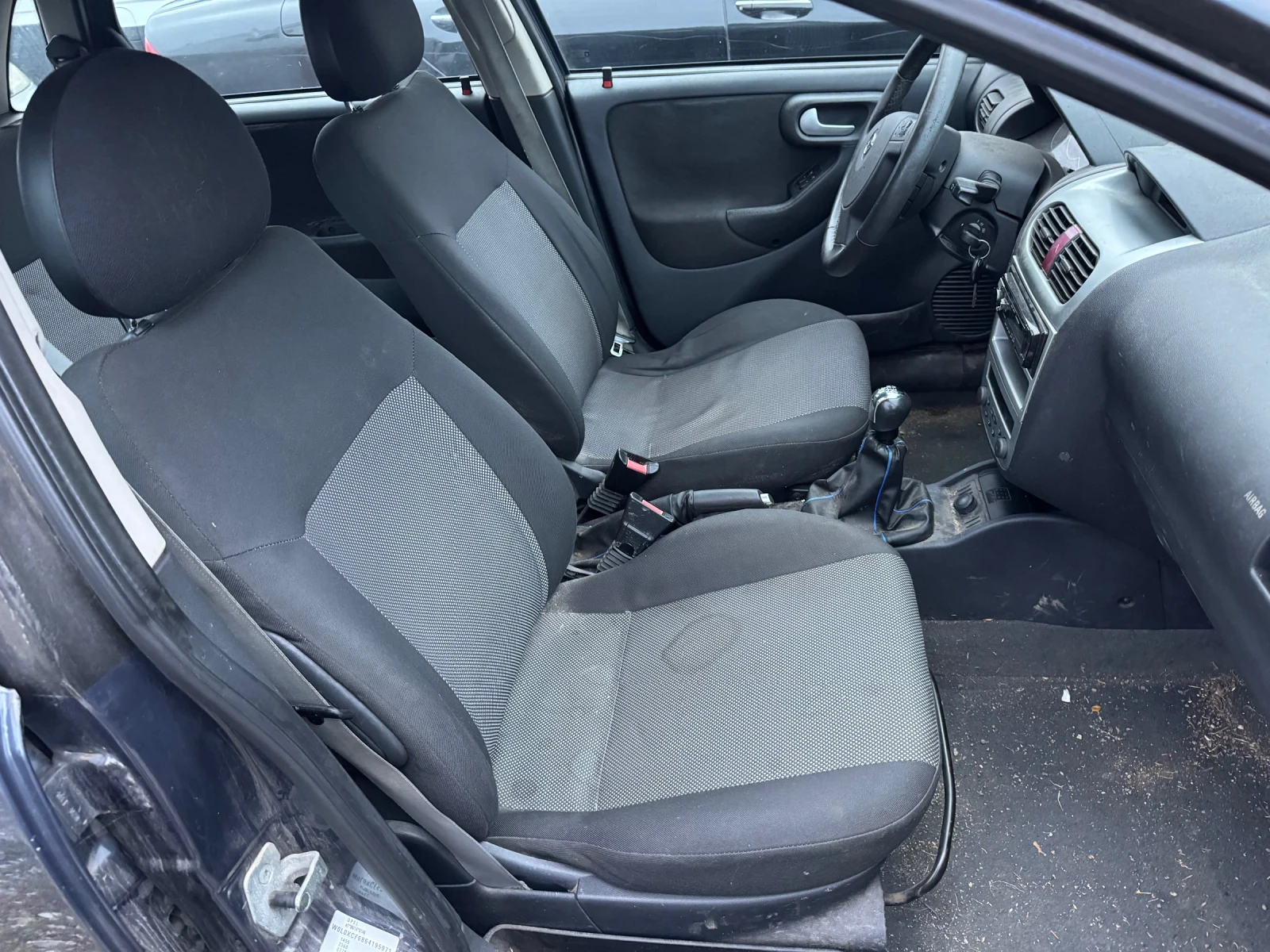 Opel Corsa 1.2TwinPort - изображение 8