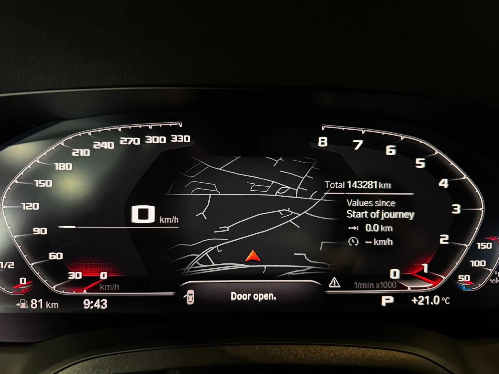 BMW 330 i SPORTPACKET* Шибедах* Камера - изображение 10