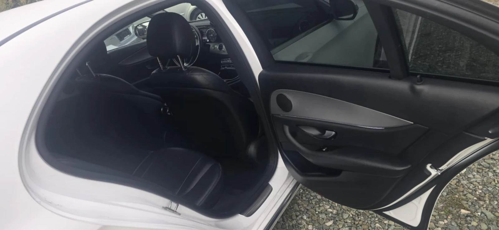 Mercedes-Benz E 200 Е200д  | Mobile.bg — изображение 8