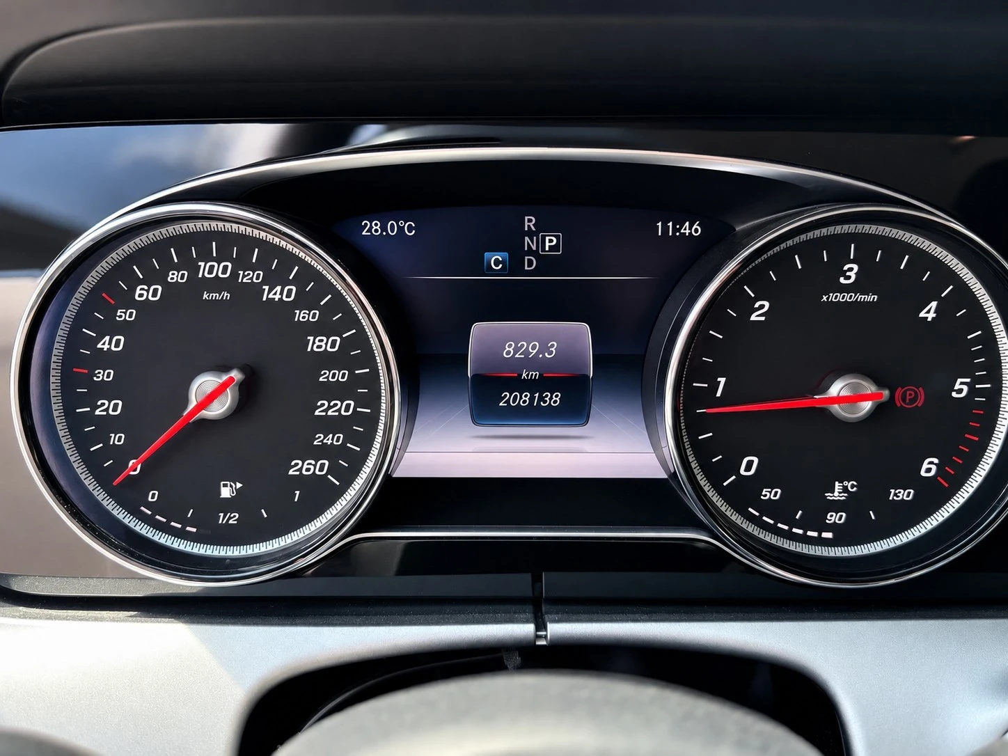 Mercedes-Benz E 220 �220d | Mobile.bg � ����������� 14
