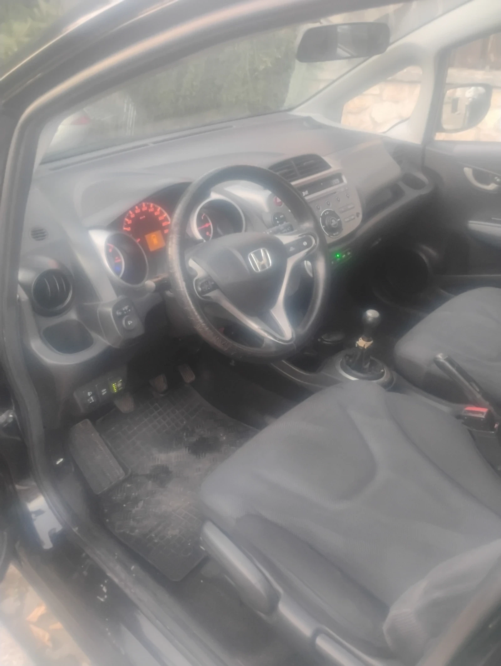 Honda Jazz  - изображение 10