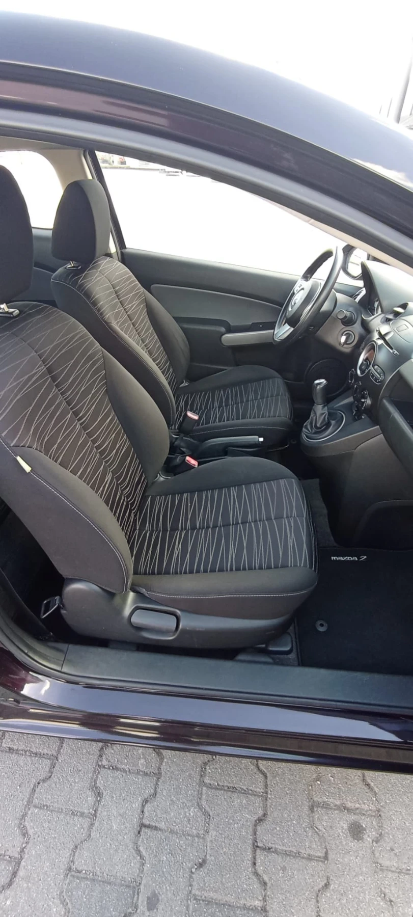 Mazda 2  - изображение 10
