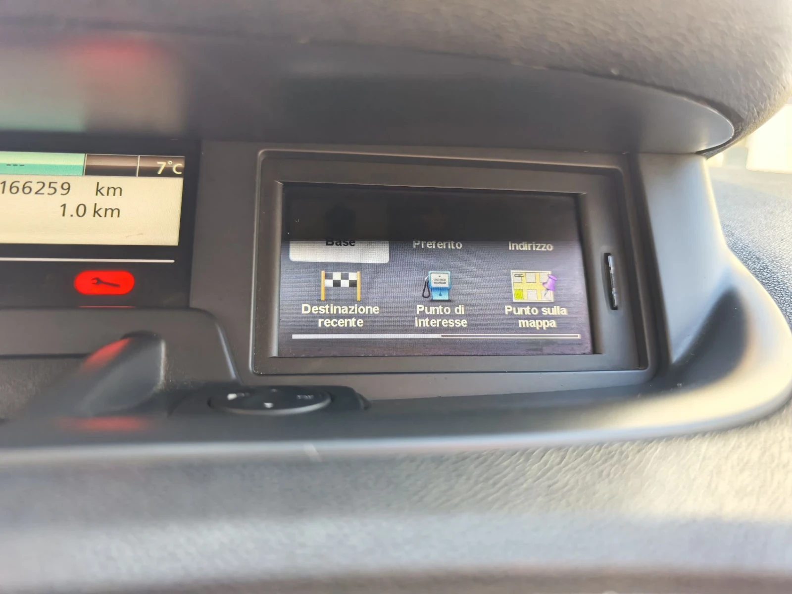 Renault Scenic Xmod 1.5dci, снимка 14 - Автомобили и джипове - 52797442