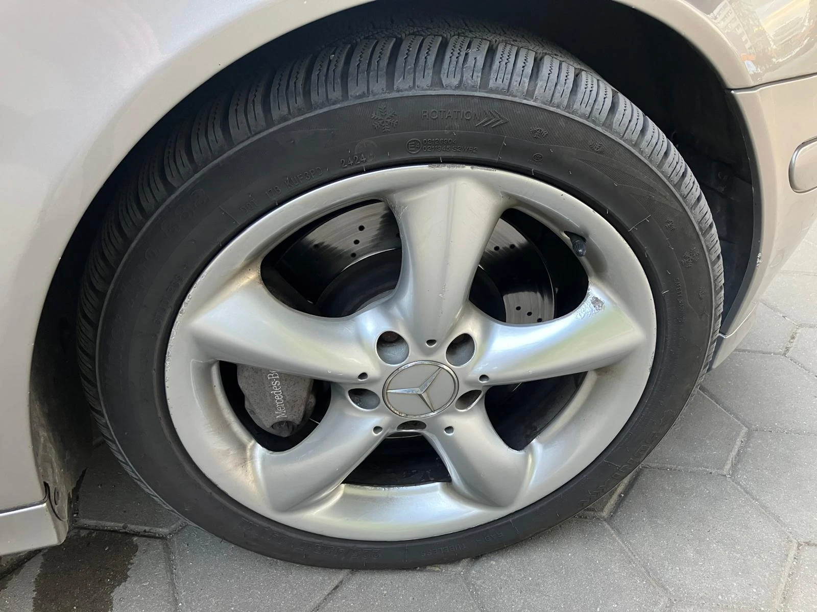 Mercedes-Benz C 220 Реален Пробег AMG Line, снимка 16 - Автомобили и джипове - 53101512