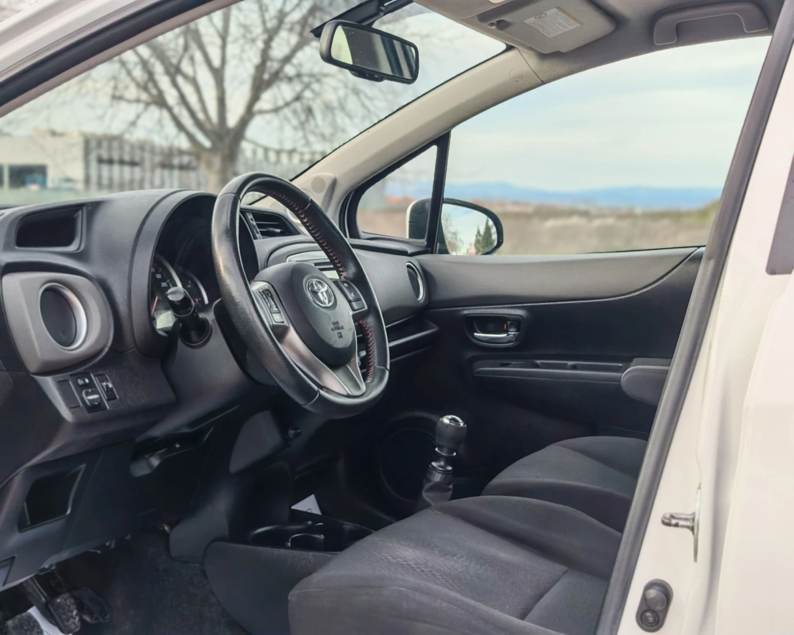 Toyota Yaris 1.4 90 К.С. ДИЗЕЛ!  - изображение 8