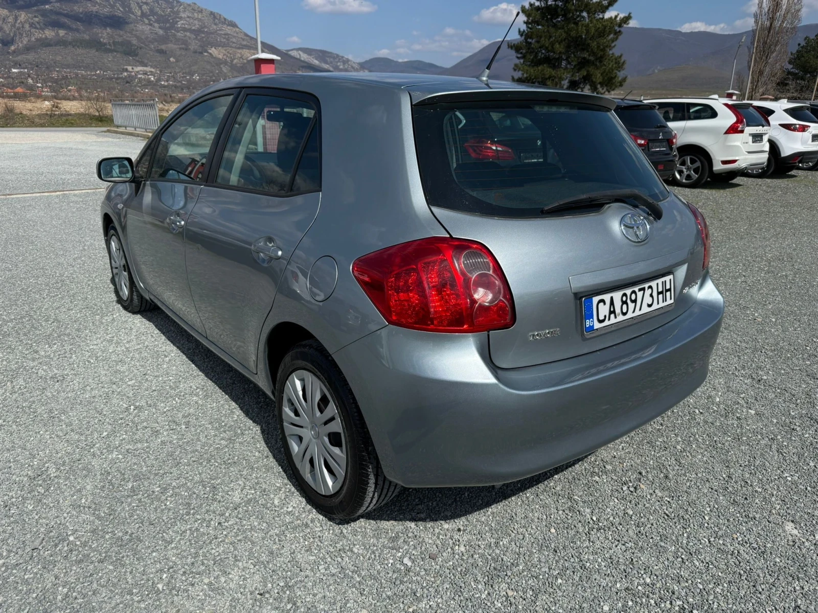 Toyota Auris (KATO НОВА), снимка 8 - Автомобили и джипове - 54224948