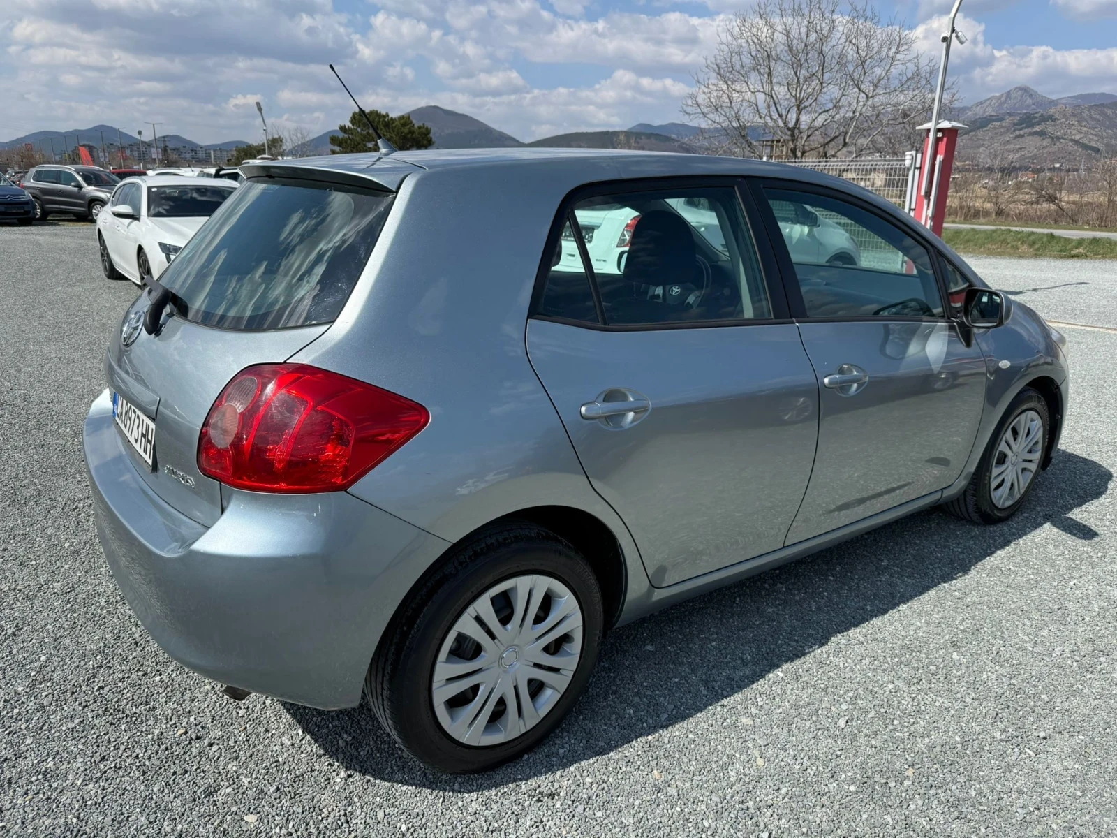 Toyota Auris (KATO НОВА), снимка 5 - Автомобили и джипове - 54224948