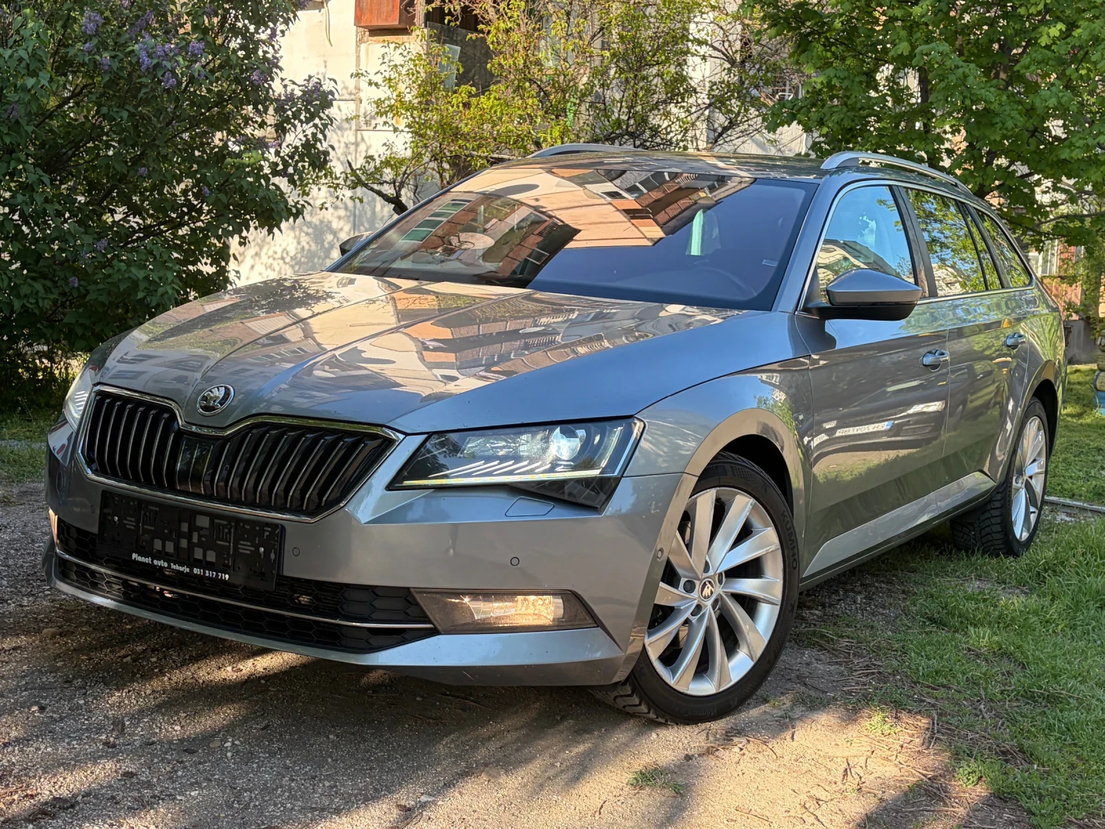 Skoda Superb 2.0/190/����/DSG/���������/NAVI/CARPLAY/Led | Mobile.bg � ����������� 2