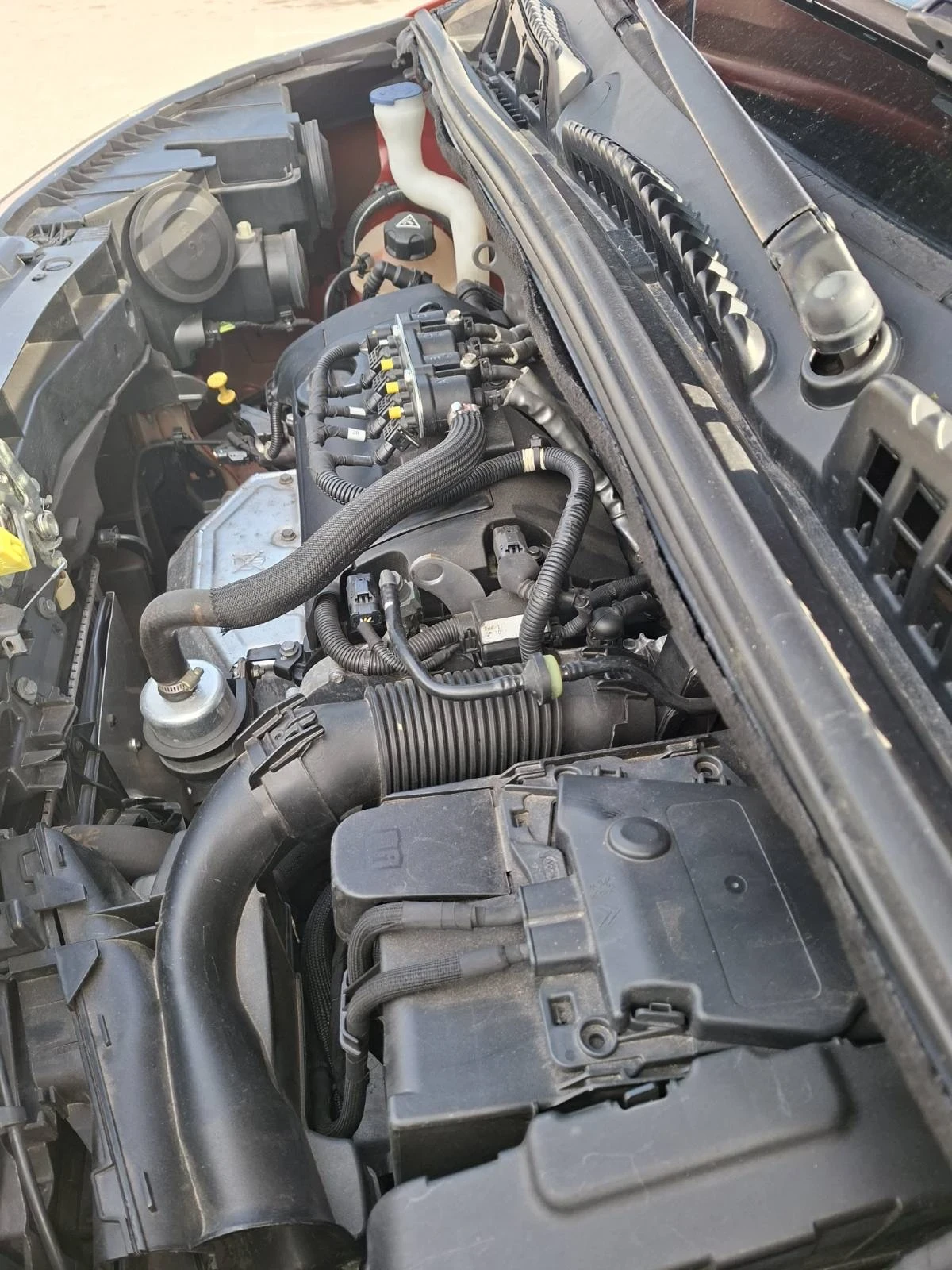 Citroen C3 Picasso 1.4i* ГАЗ* , снимка 8 - Автомобили и джипове - 55334003