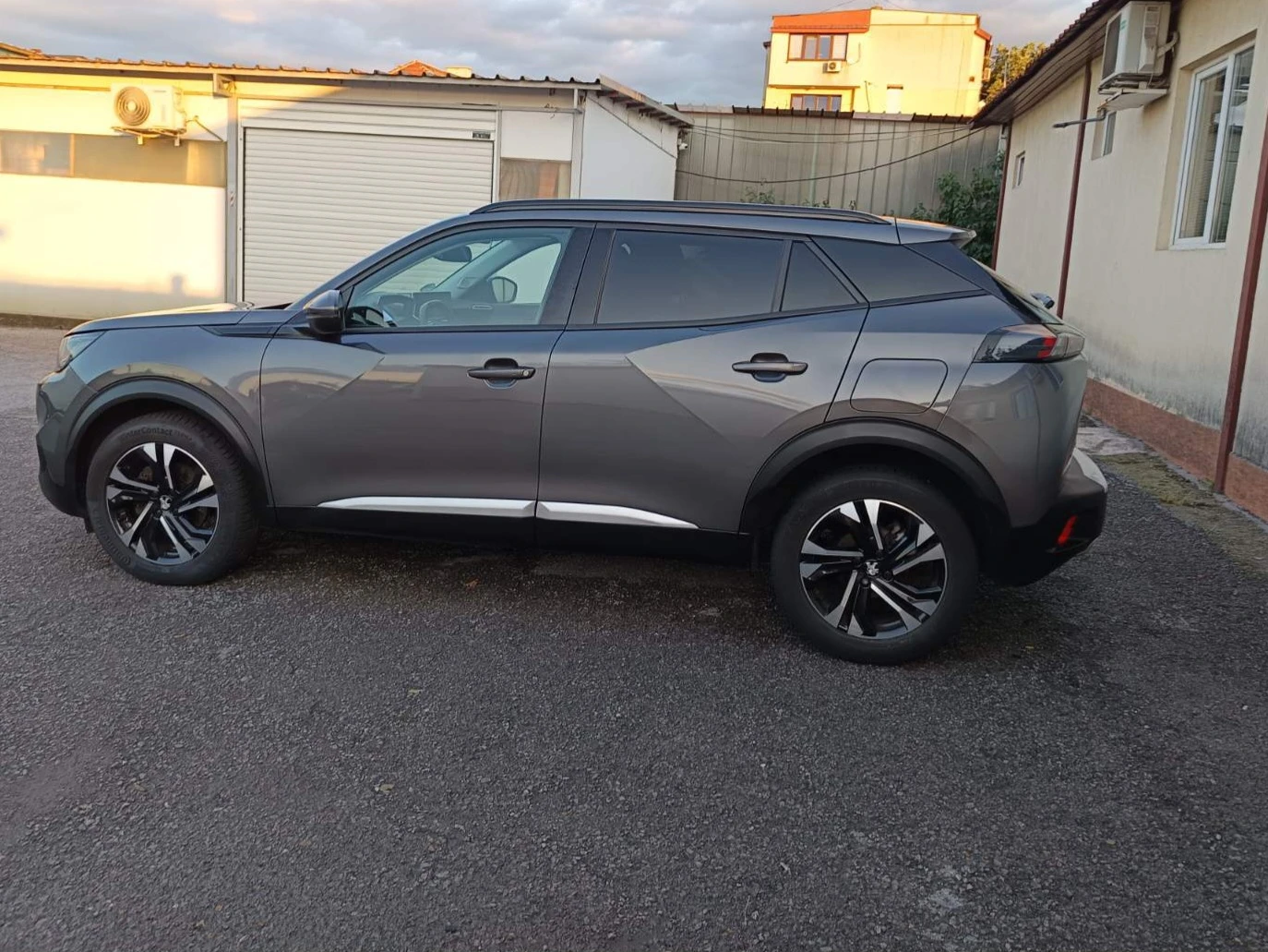 Peugeot 2008 ALLURE  i-Cockpit PureTech ���������� �� ��������� | Mobile.bg � ����������� 4