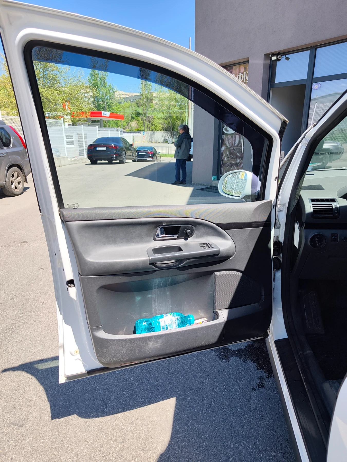 VW Sharan, снимка 13 - Автомобили и джипове - 55430623