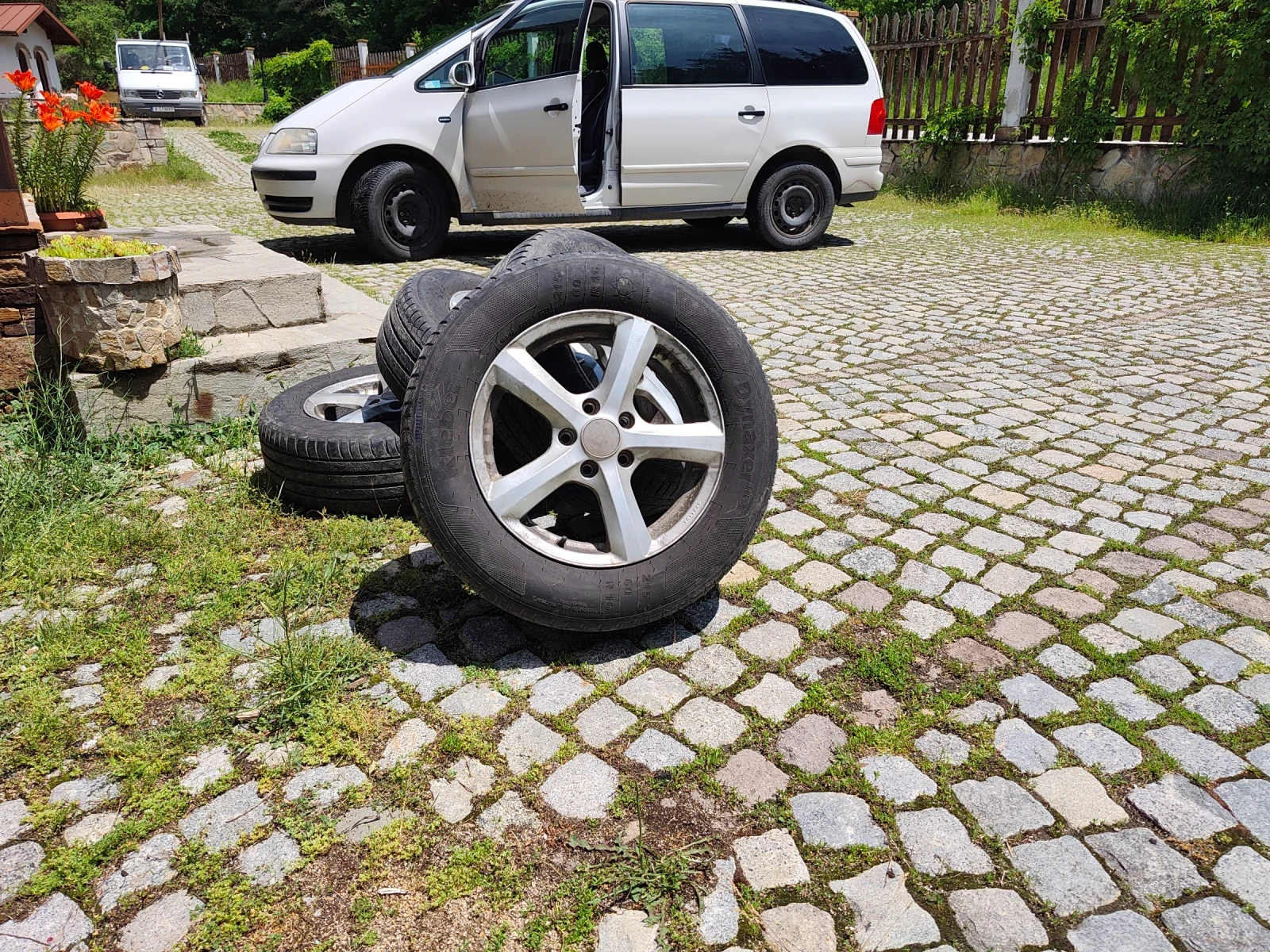 VW Sharan, снимка 12 - Автомобили и джипове - 55430623