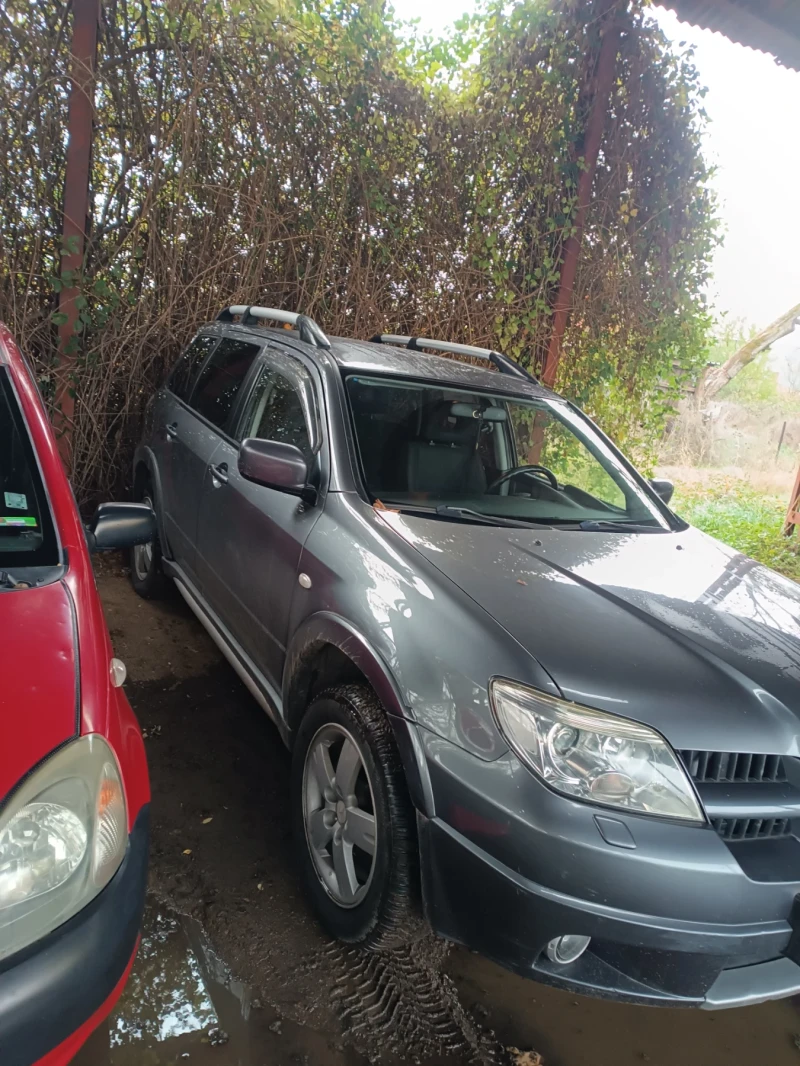 Mitsubishi Outlander 4X4 LPG, снимка 3 - Автомобили и джипове - 52685198