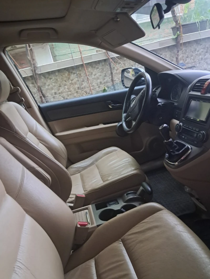 Honda Cr-v, снимка 6 - Автомобили и джипове - 52975657