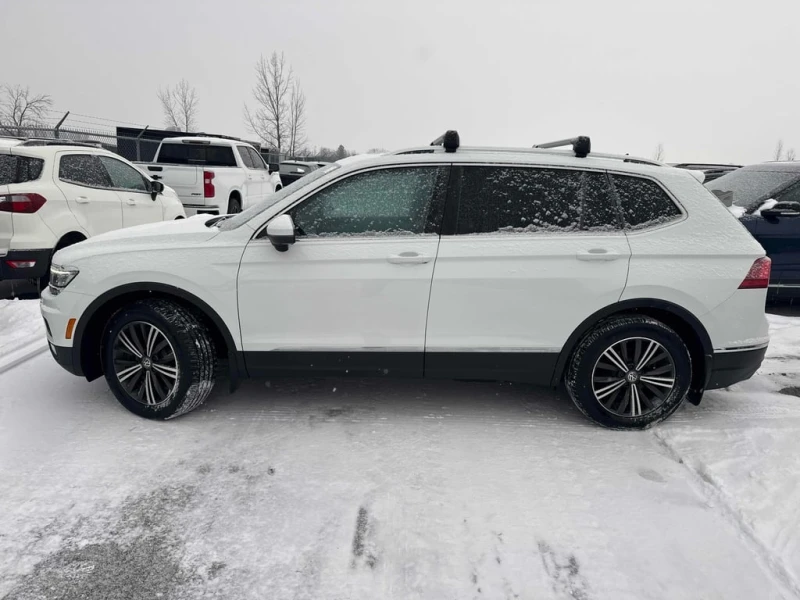 VW Tiguan * Highline * CARFAX * ФИНАНСИРАНЕ, снимка 2 - Автомобили и джипове - 53164621