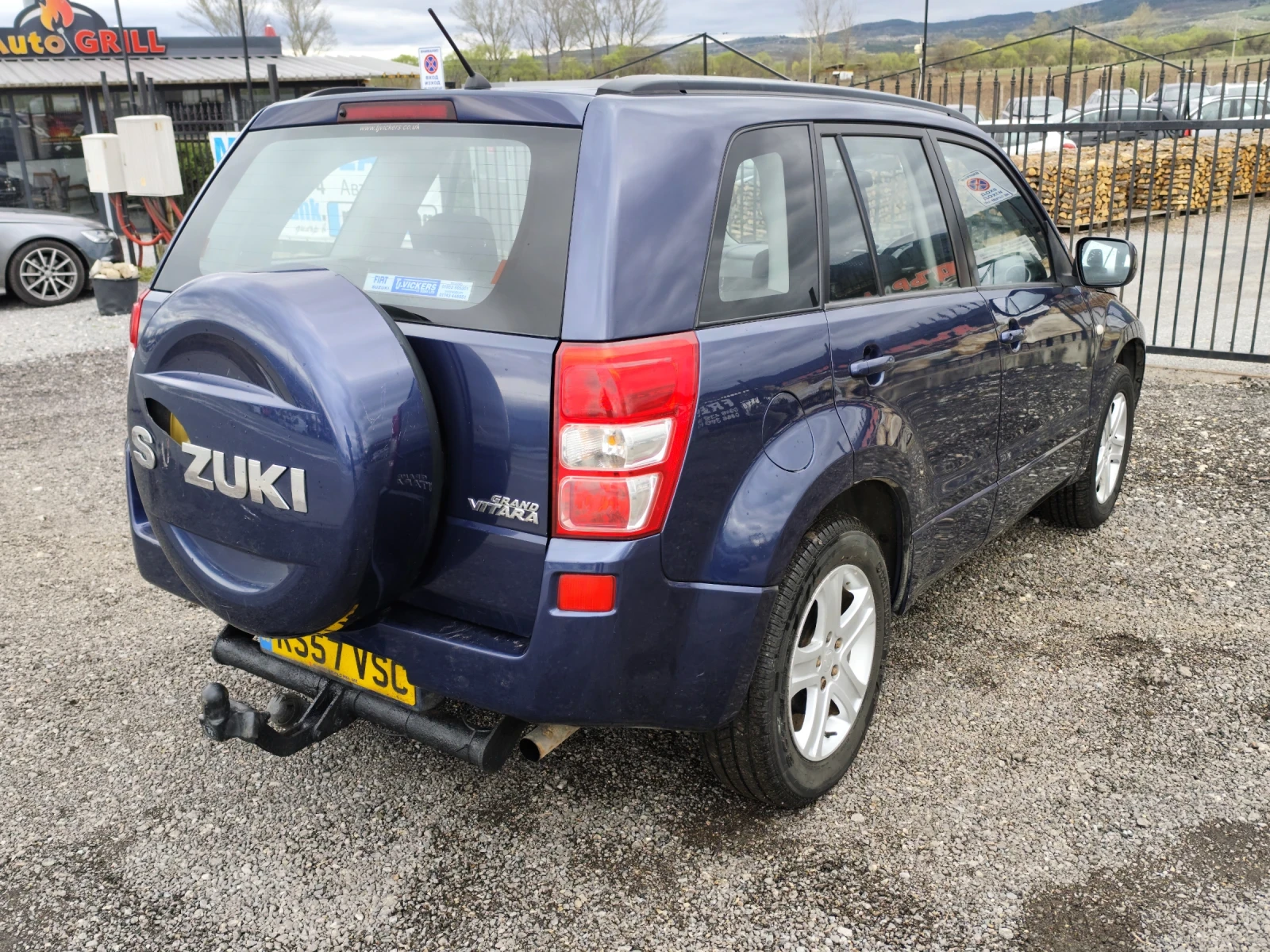 Suzuki Grand vitara 2.0i КЛИМА 4Х4  - изображение 6