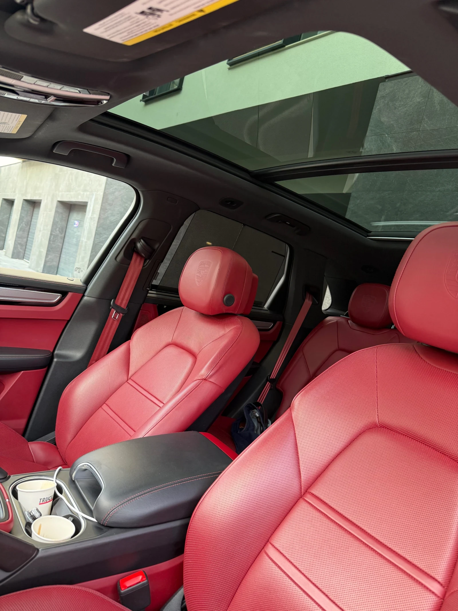 Porsche Cayenne Platinum Edition.Panorama.Bose.Keyless.ЧервенСалон - изображение 9