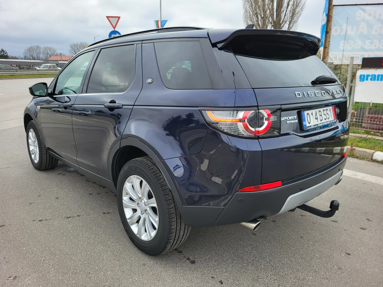 Land Rover Discovery Sport HSE 2.0 TD4 150 КС 4Х4 9 СК 90475 КМ !!!, снимка 7 - Автомобили и джипове - 54030038