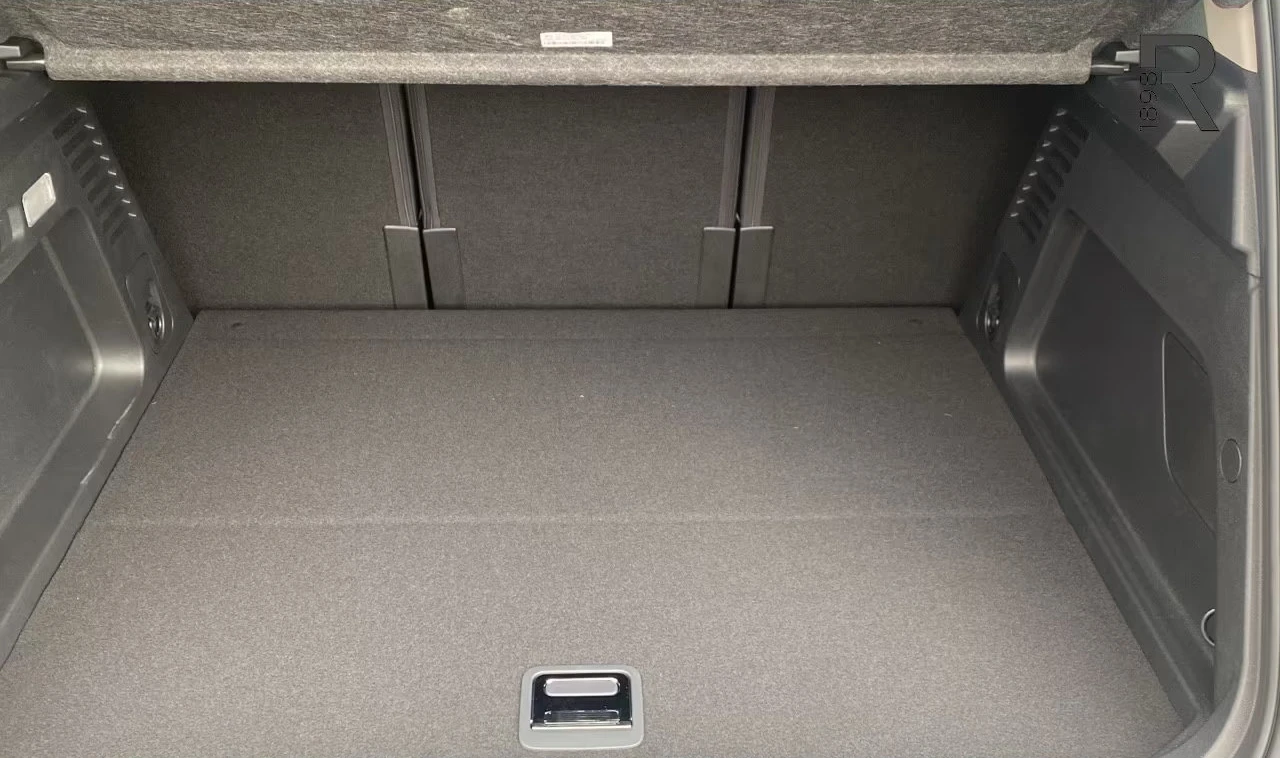 Citroen C5 Aircross НОВ!/1.6PHEV/224HP/MAX/CAM/NAVI/LED/CPLAY/137q, снимка 16 - Автомобили и джипове - 54126633