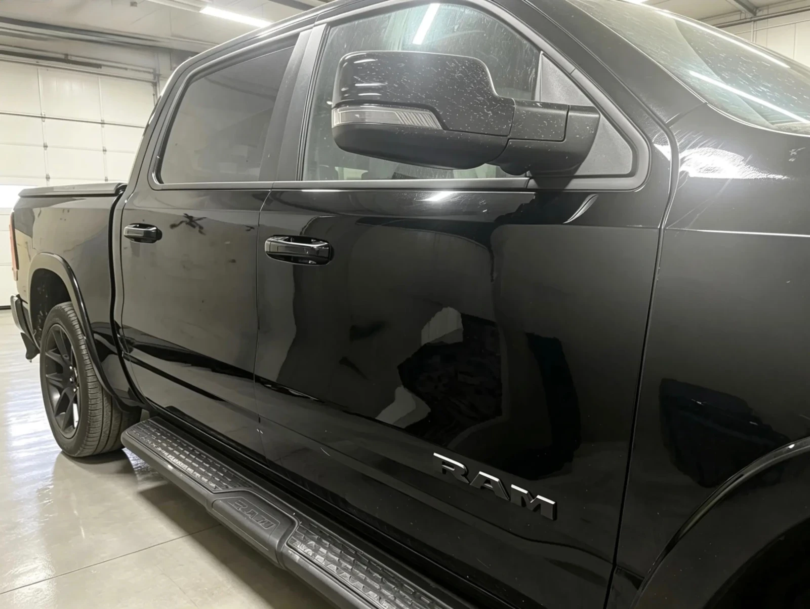 Dodge RAM 1500 LARAMIE | Black Edition | Full Екстри | На Части| , снимка 4 - Автомобили и джипове - 55242994