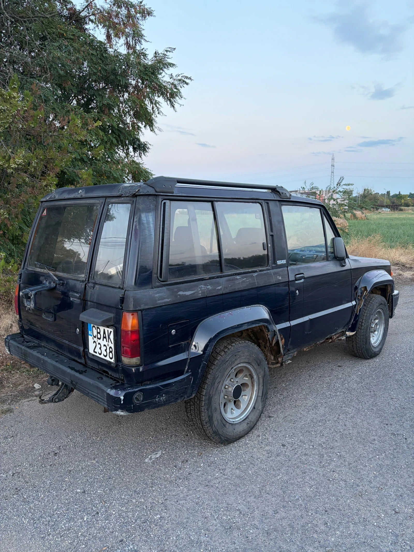 Isuzu Trooper 2.6 ГАЗ БЕЗ ДОКУМЕНТИ , снимка 4 - Автомобили и джипове - 55808559
