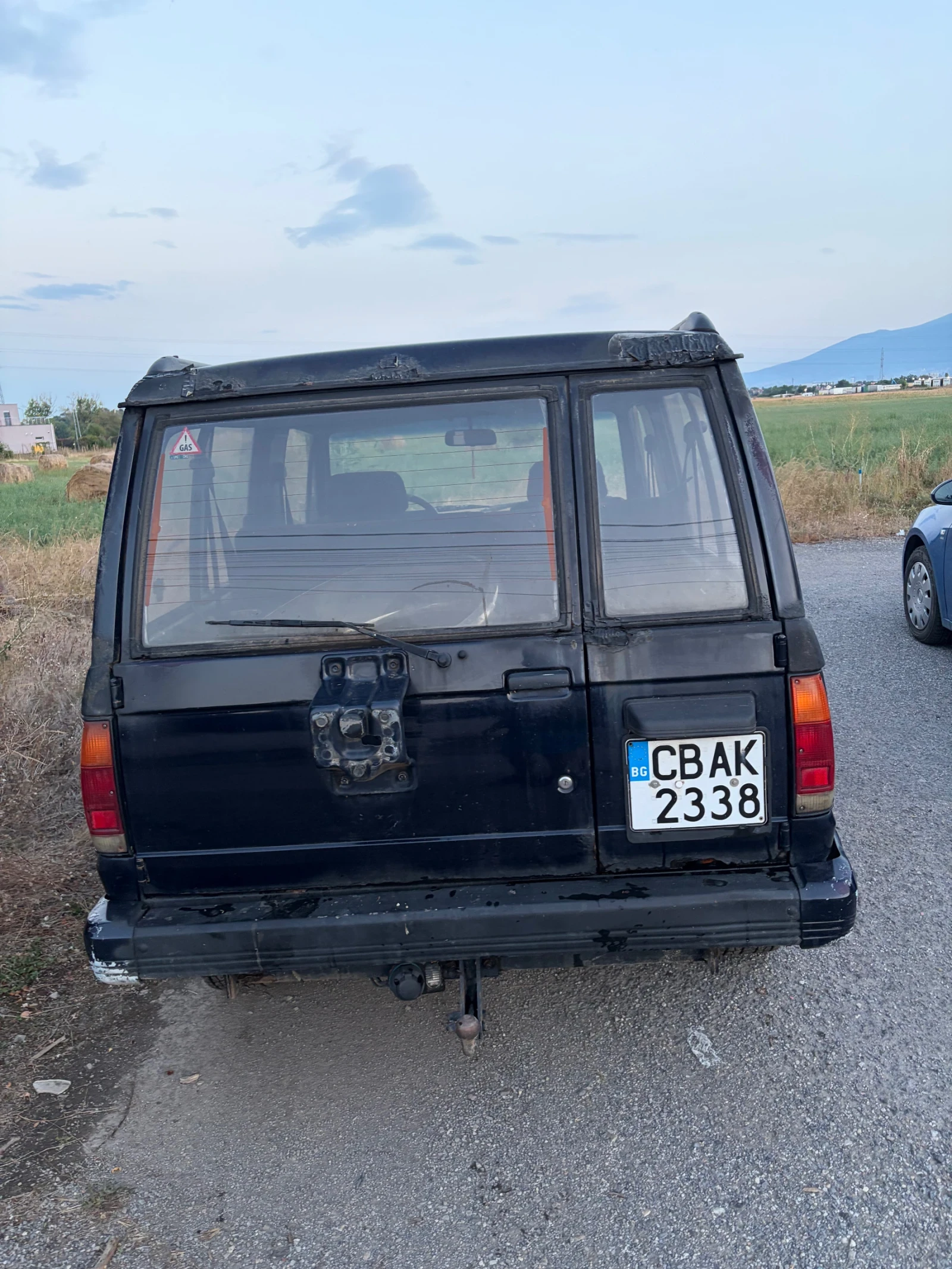 Isuzu Trooper 2.6 ГАЗ БЕЗ ДОКУМЕНТИ , снимка 5 - Автомобили и джипове - 55808559