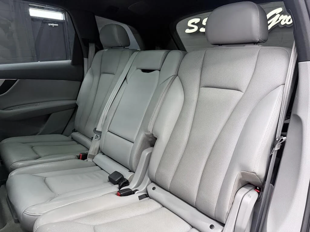 Audi Q7 3.0T* TECHNIK* BOSE* ХЕДЪП* ОБДУХ* 360* КРАЙНА ЦЕН, снимка 16 - Автомобили и джипове - 56012610