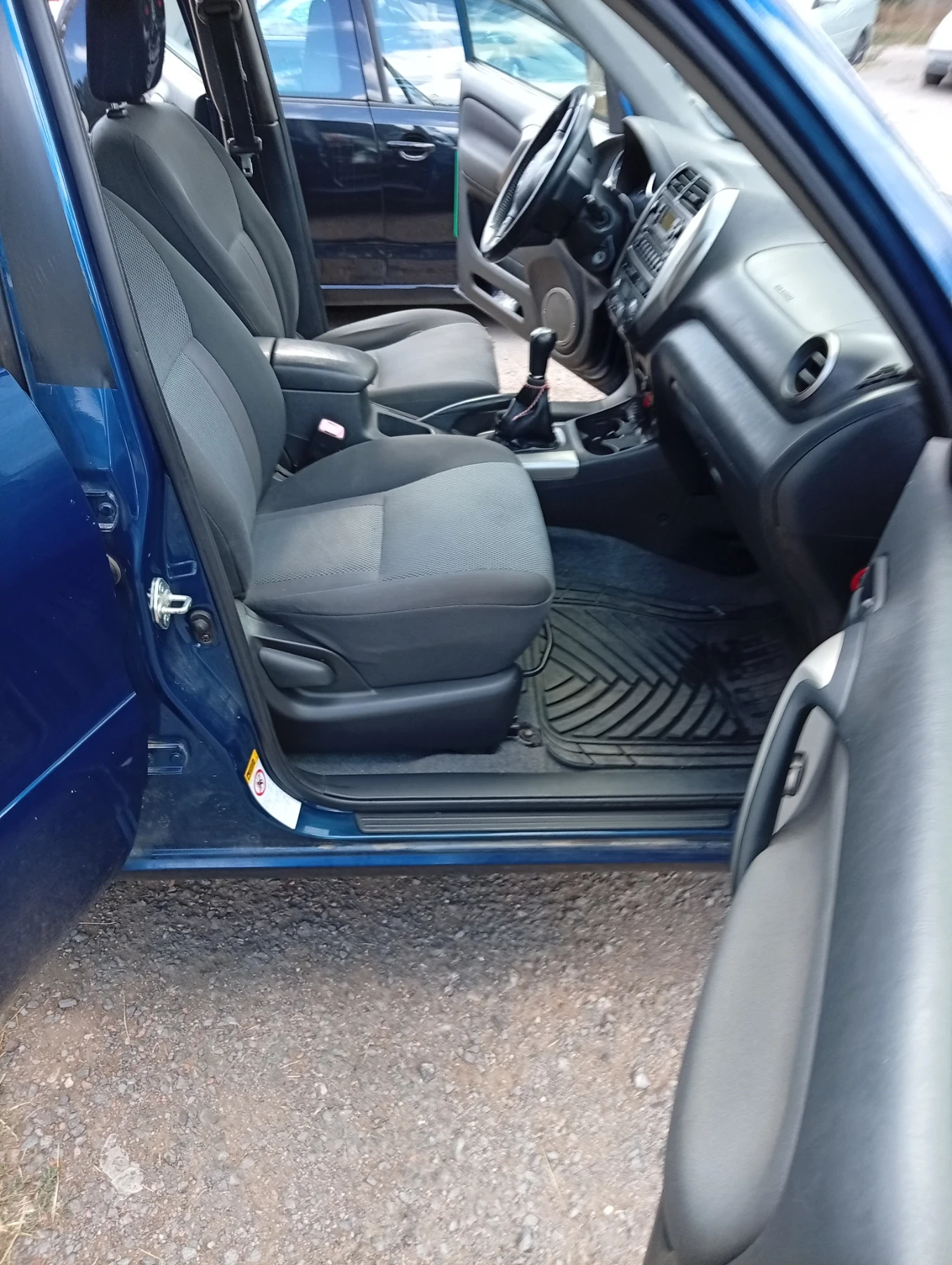 Toyota Rav4, снимка 7 - Автомобили и джипове - 56210989