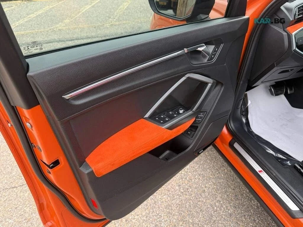 Audi Q3, снимка 8 - Автомобили и джипове - 56727835