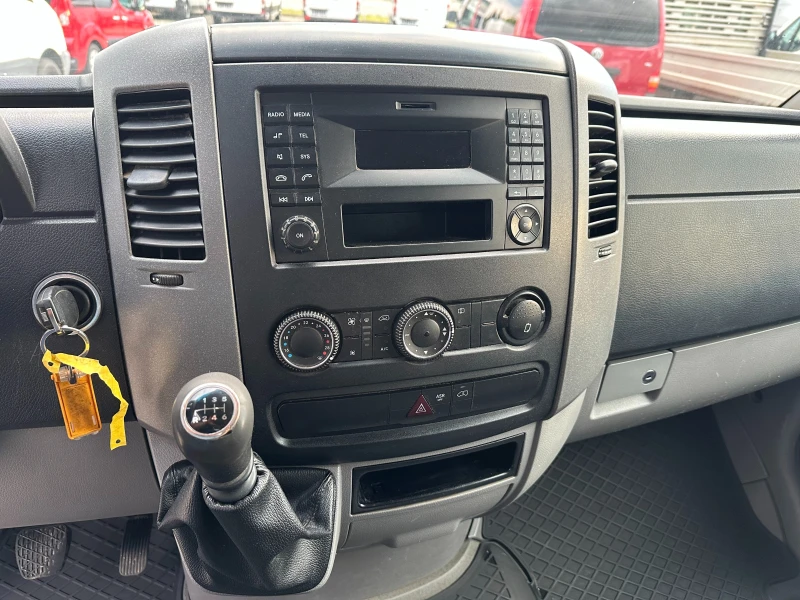 Mercedes-Benz Sprinter 7места/клима, снимка 6 - Бусове и автобуси - 50259181