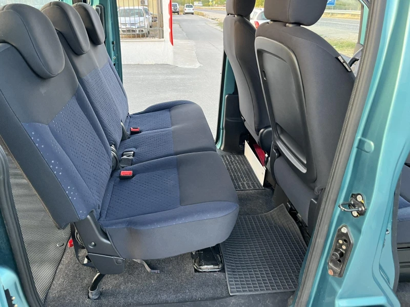 Nissan NV200 1.5 DCI 110кс EURO 4 КЛИМАТИК, снимка 10 - Бусове и автобуси - 53040041