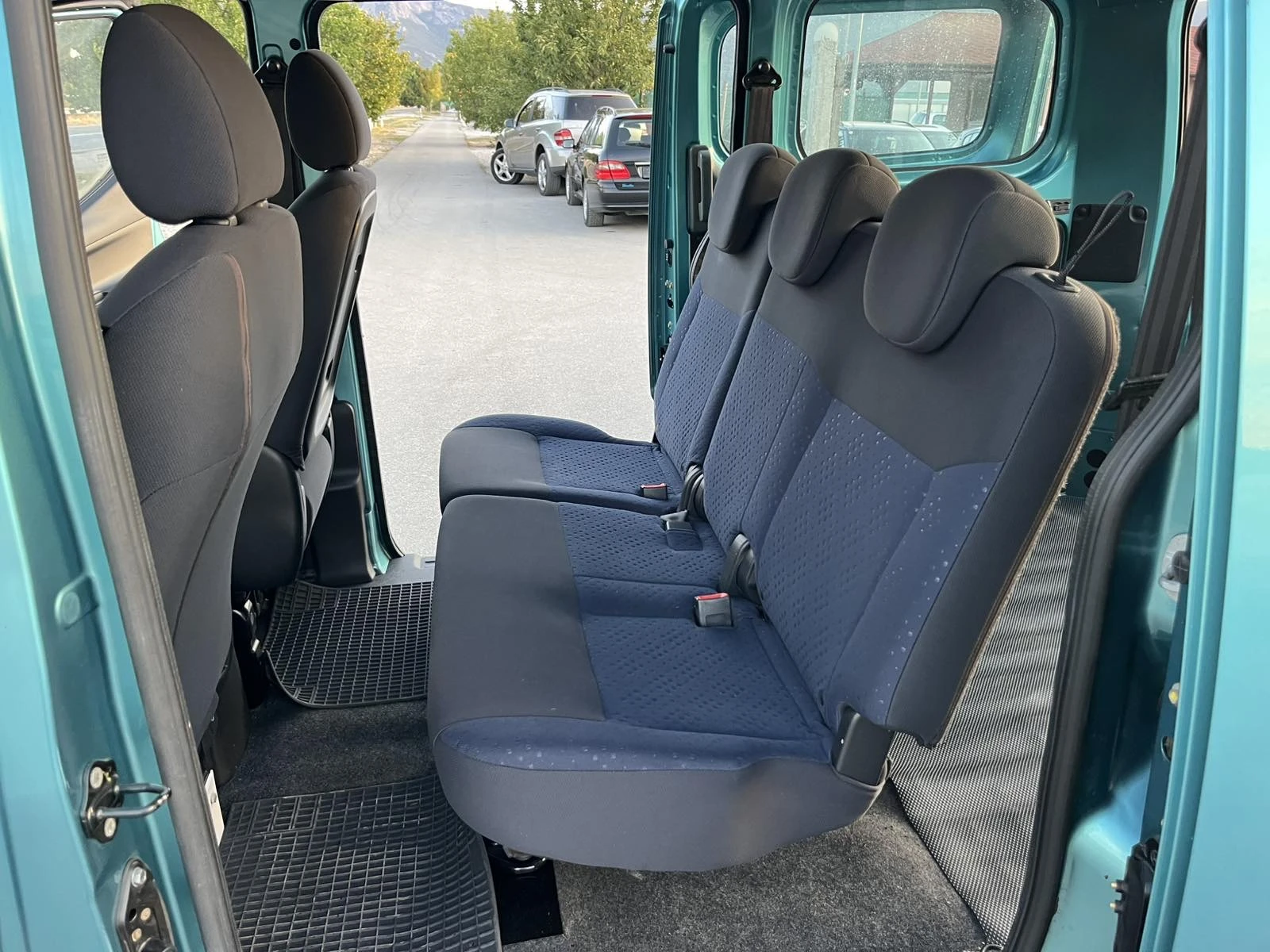 Nissan NV200 1.5 DCI 110кс EURO 4 КЛИМАТИК - изображение 9