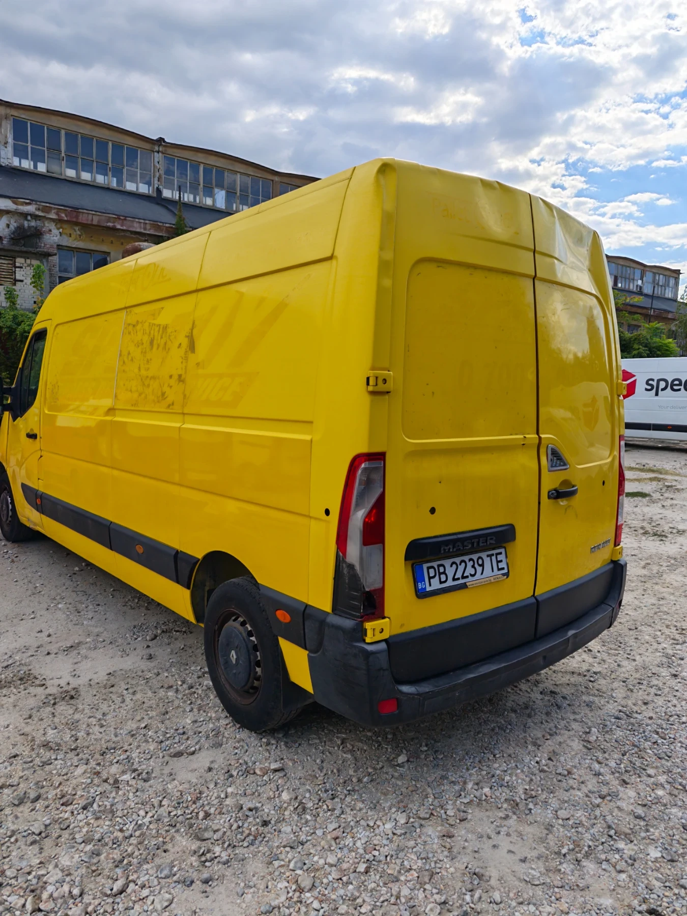 Renault Master 2200 diesel 81 kw, снимка 7 - Бусове и автобуси - 56313821
