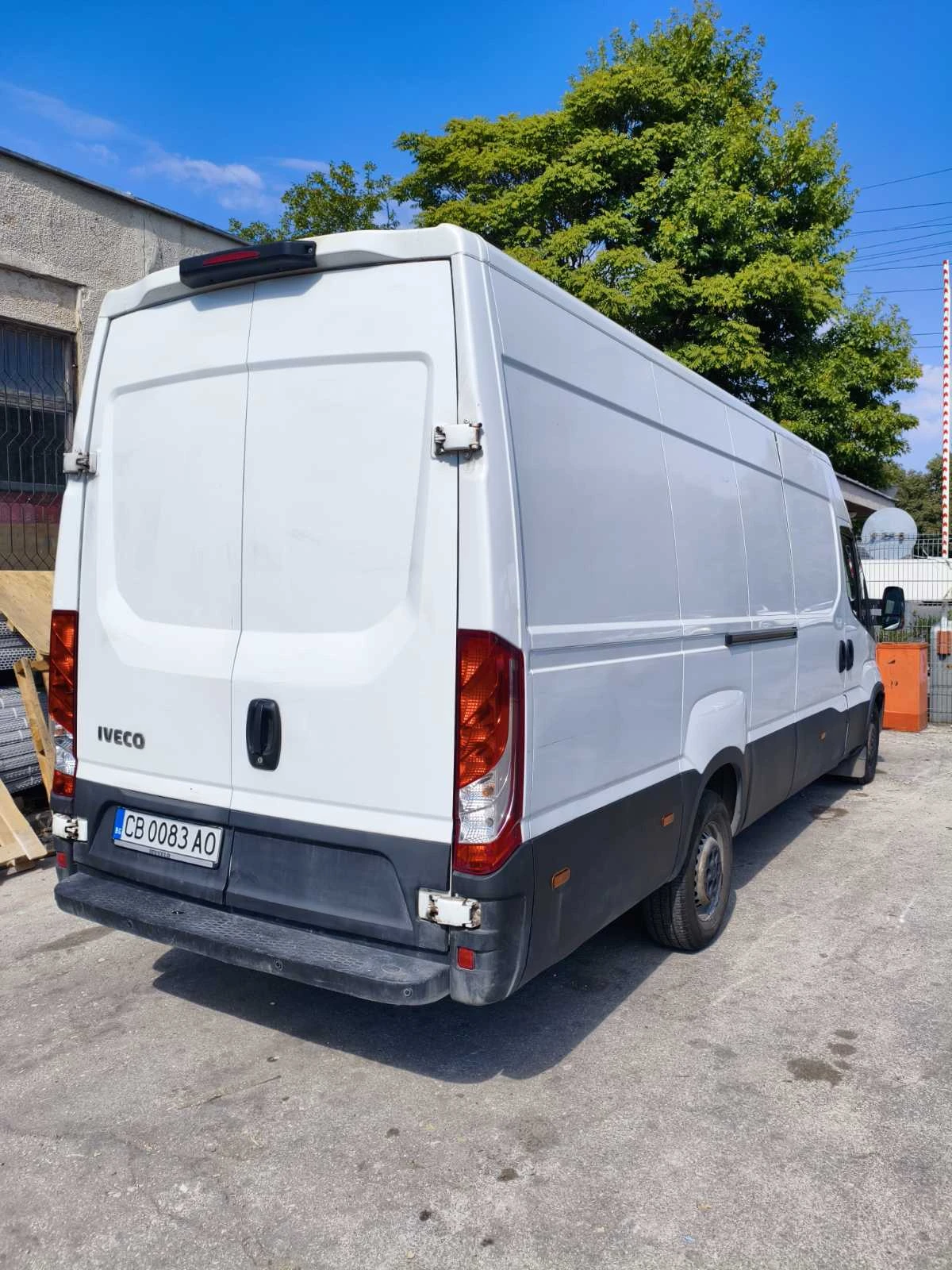 Iveco Daily, снимка 6 - Бусове и автобуси - 56328463