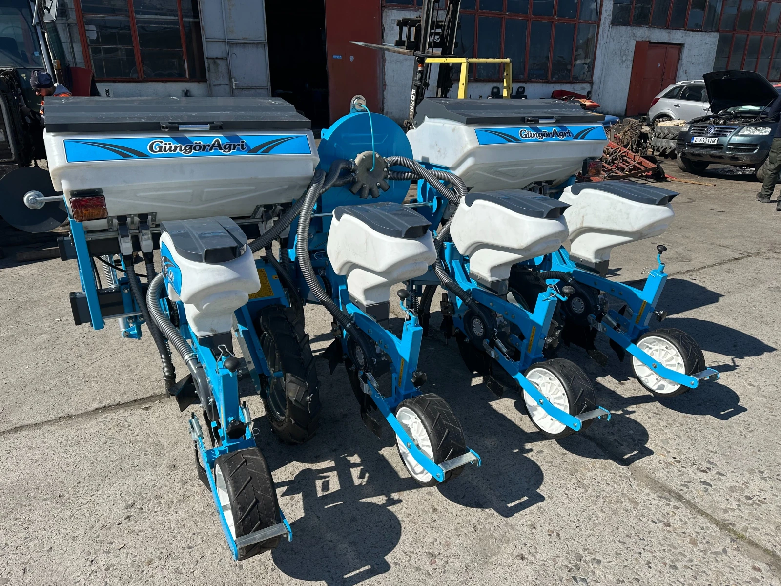  Gungor 4     | Mobile.bg   1