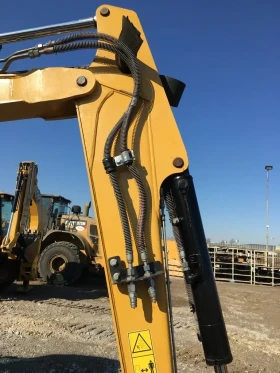 Багер Cat 304Е CR, снимка 9