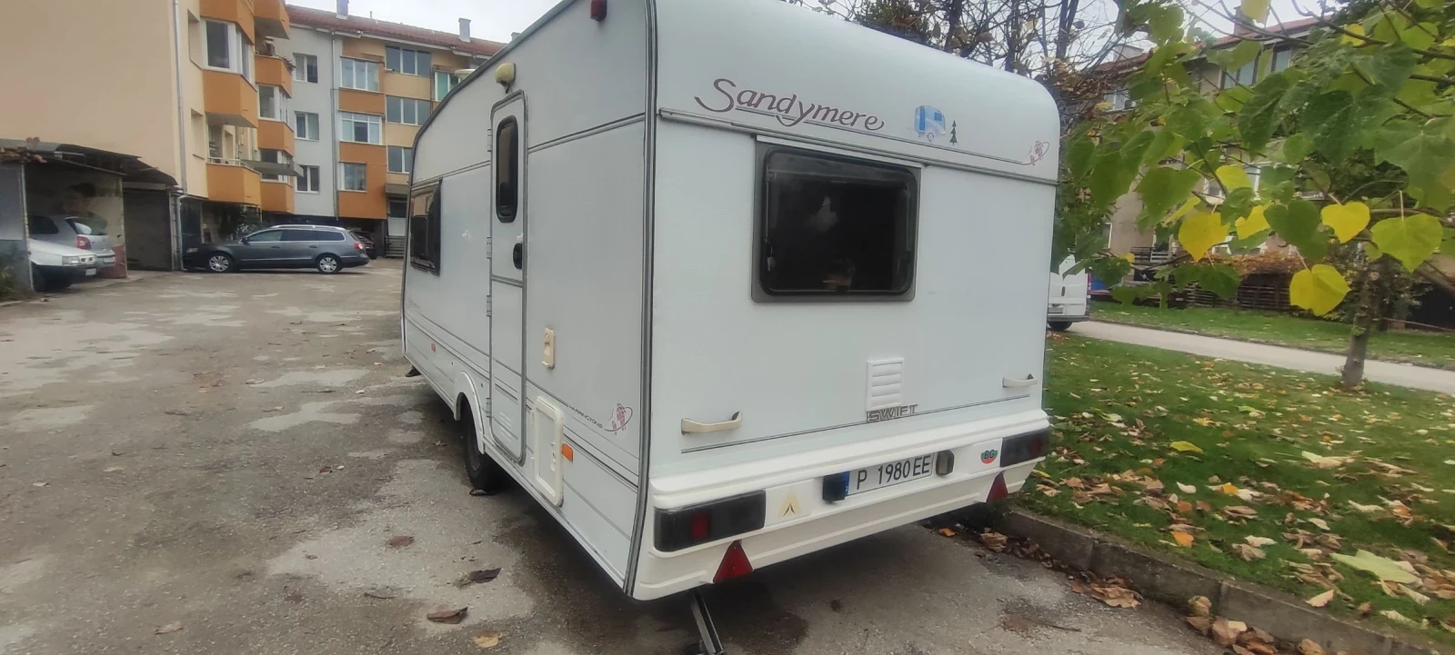 Каравана Swift Sandymere, снимка 3 - Каравани и кемпери - 53707035