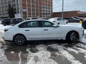 BMW i7 xDrive60| BOWERS & WILKINS| SKY LOUNGE| 2 КЛЮЧА| , снимка 3