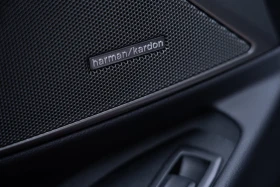 BMW 330 xDrive* AвтоКредит * (ЦЕНА ДО БГ), снимка 16