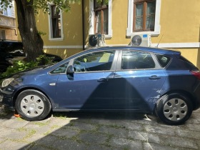 Opel Astra J 1.7 CDTI, снимка 5 - Автомобили и джипове - 45180764