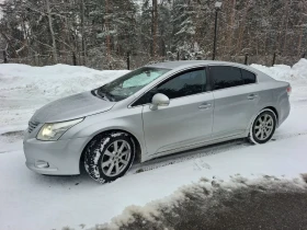 Toyota Avensis 2.0D4D 126 k.c., снимка 2