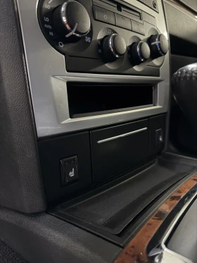 Chrysler 300c, снимка 7 - Автомобили и джипове - 53661651