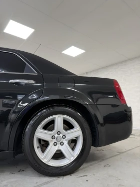 Chrysler 300c, снимка 2 - Автомобили и джипове - 53661651
