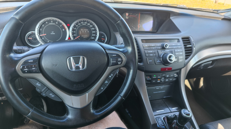 Honda Accord 2.4 LPG, снимка 7 - Автомобили и джипове - 46410987