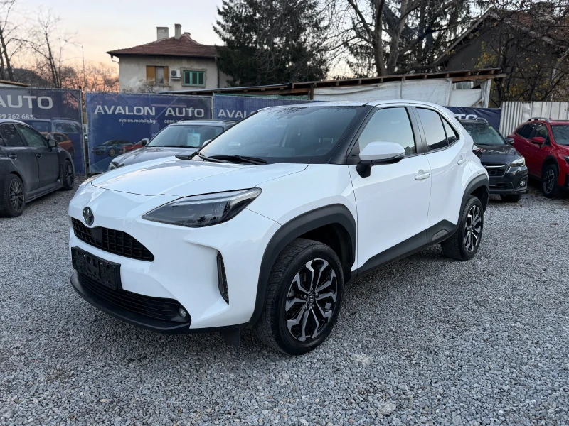 Toyota Yaris Cross 1.5 HYBRID e-CVT, снимка 1 - Автомобили и джипове - 48396873